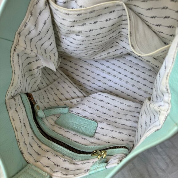 FRESHLY PICKED Original Leather Carryall Bag - Baby Blue - Great Condition - Picture 12 of 16